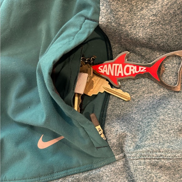 Nike Dri Fit Running Jacket. Size Small in Forest Green. - Picture 5 of 9